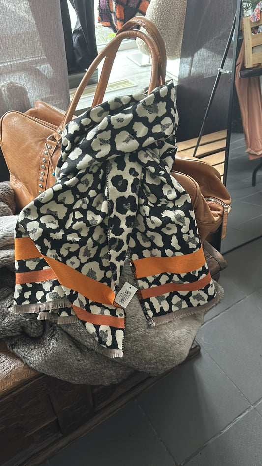 Schal Leo mit Streifen