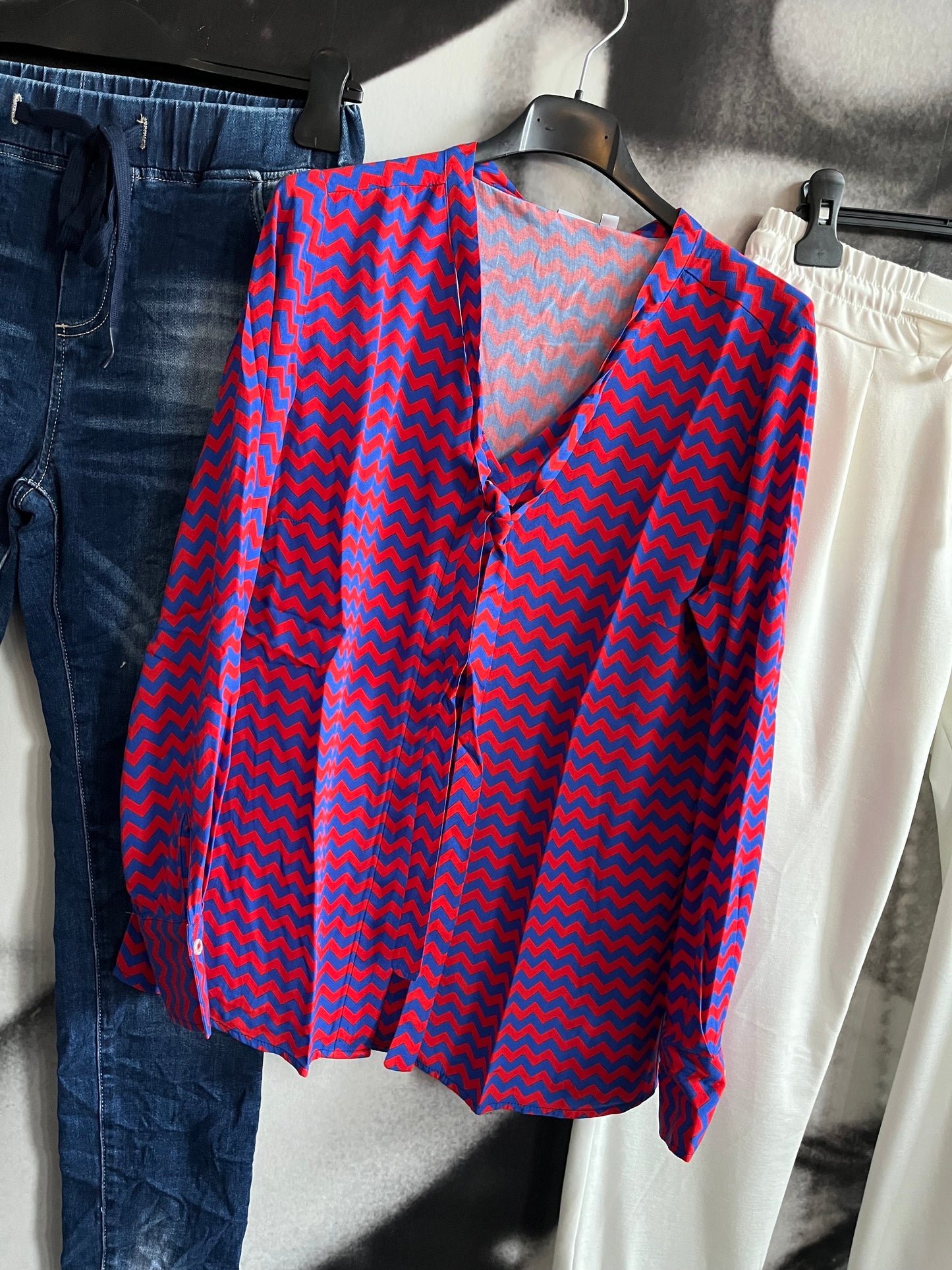 Bluse ,Zick Zack, Emily van den Bergh