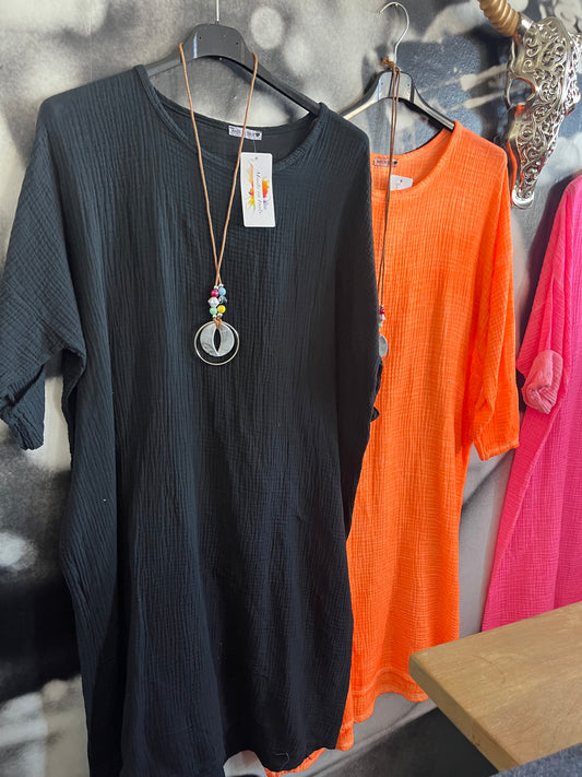 Kleid , Muselin, mit Kette