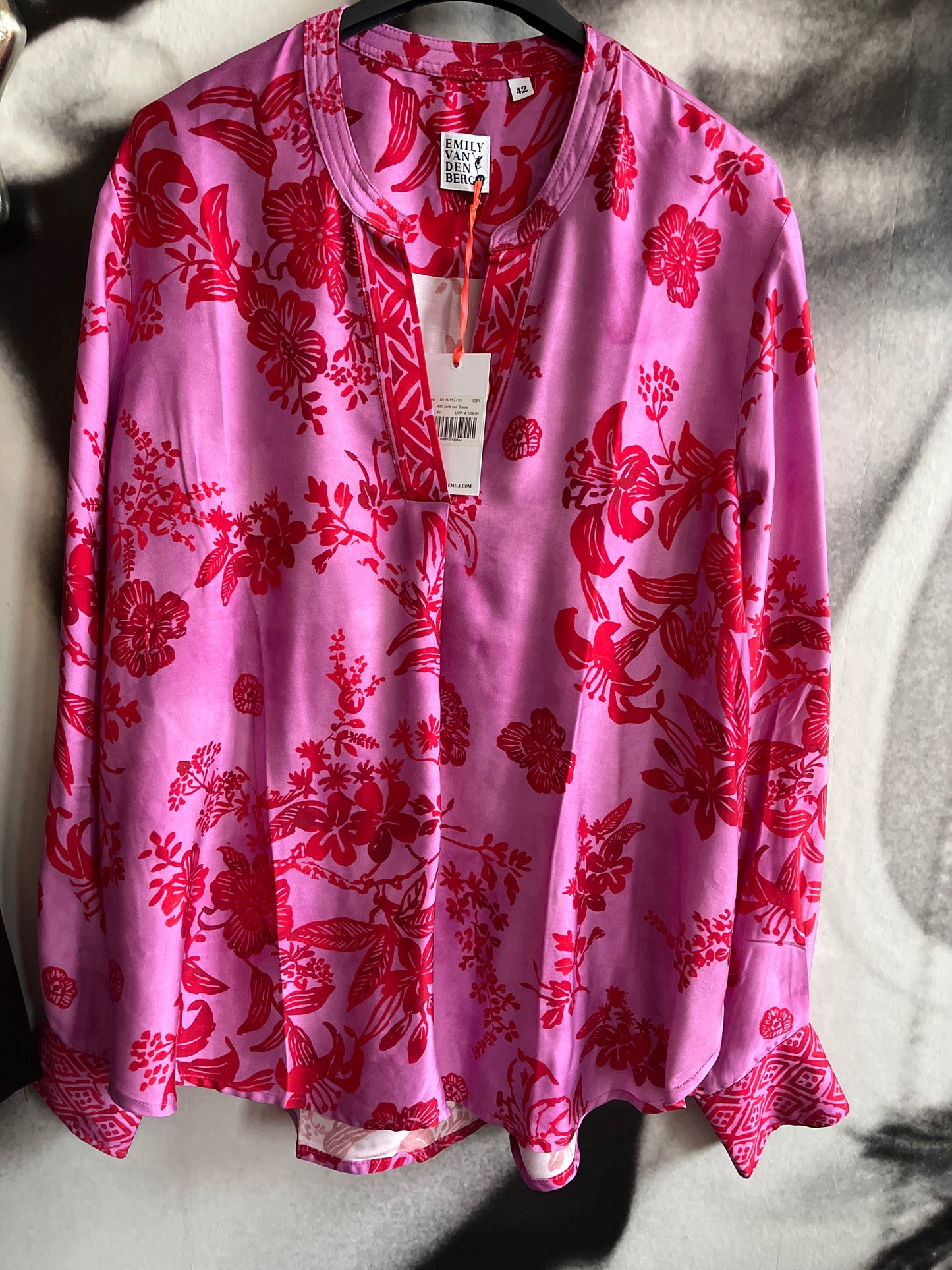 Bluse ,Pink / Rot , Emily van den Bergh