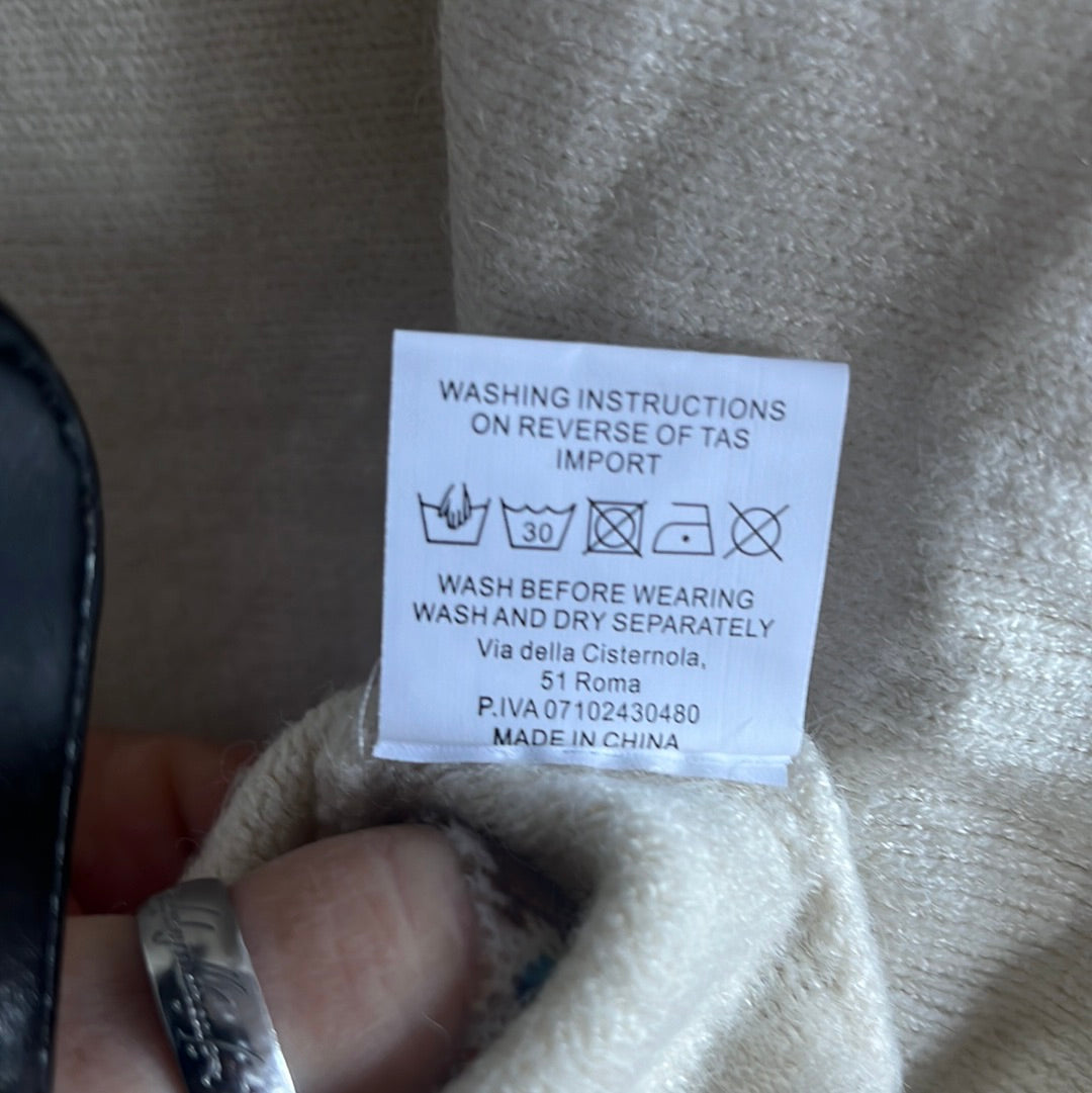 Strickpulli mit Stehbündchen