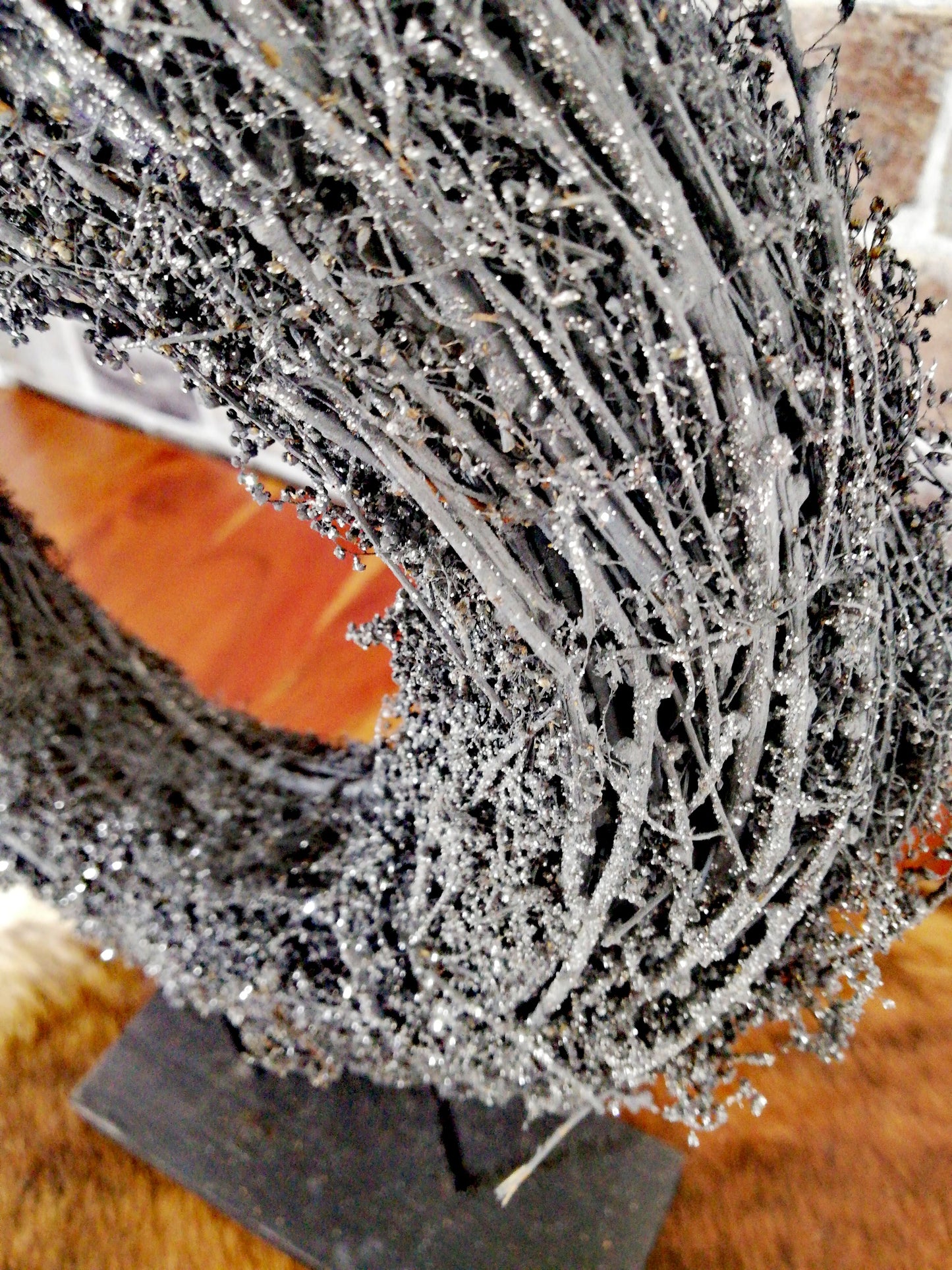 Kranz glitzernd, Skulptur stehend