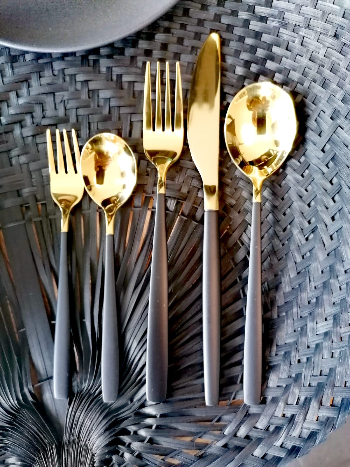 Besteckset , 5 tlg. gold / schwarz
