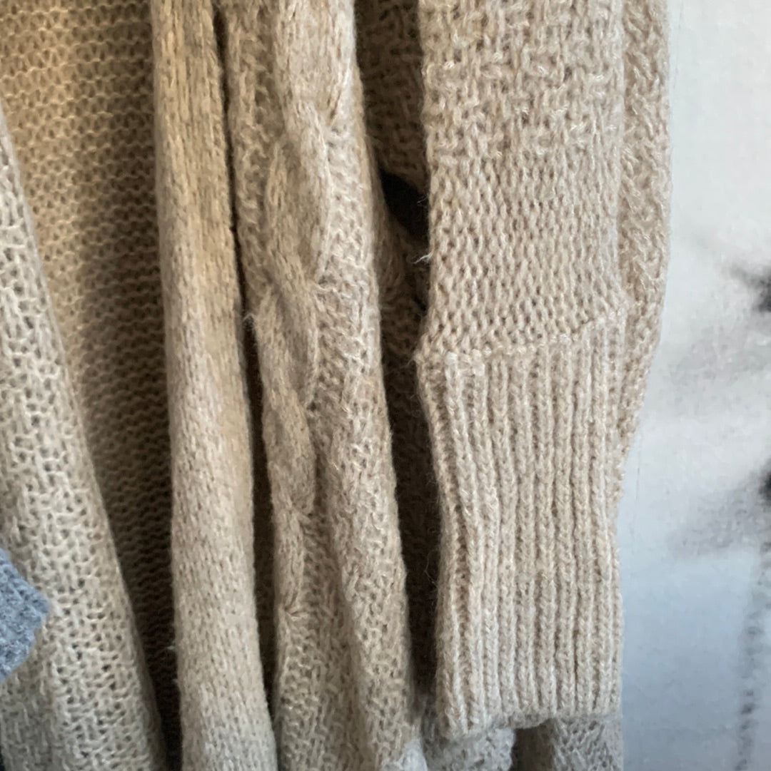 Strickmantel mit Kapuze ( BIG Size)