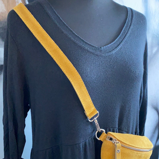 Kleid, Feinstrick mit Volant