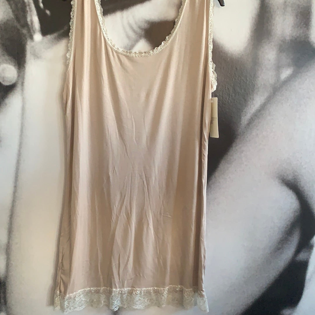 Top /Longtop mit Spitze
