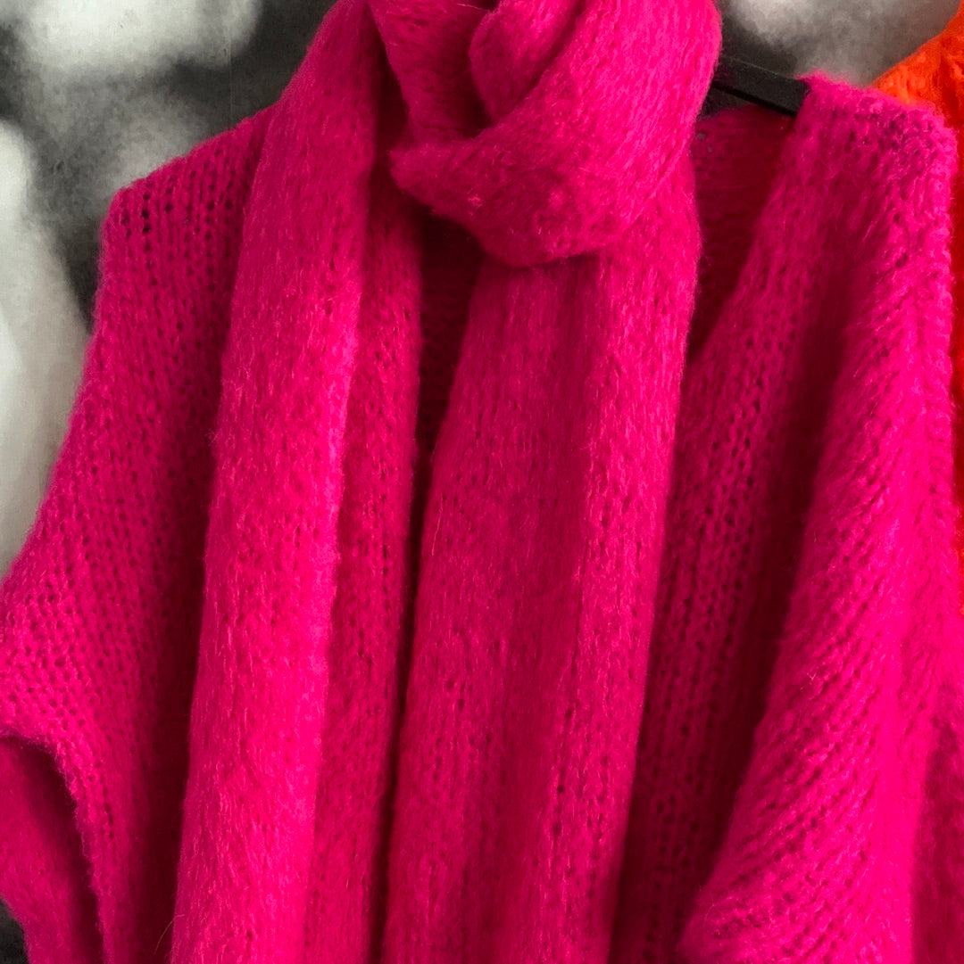 Strickpullover mit Schal , gestreift