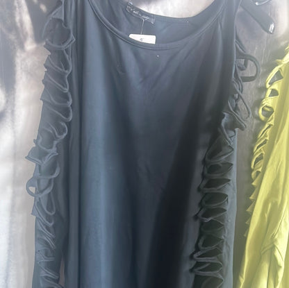 Shirt, mit Cut Out‘s Ärmel / BIG