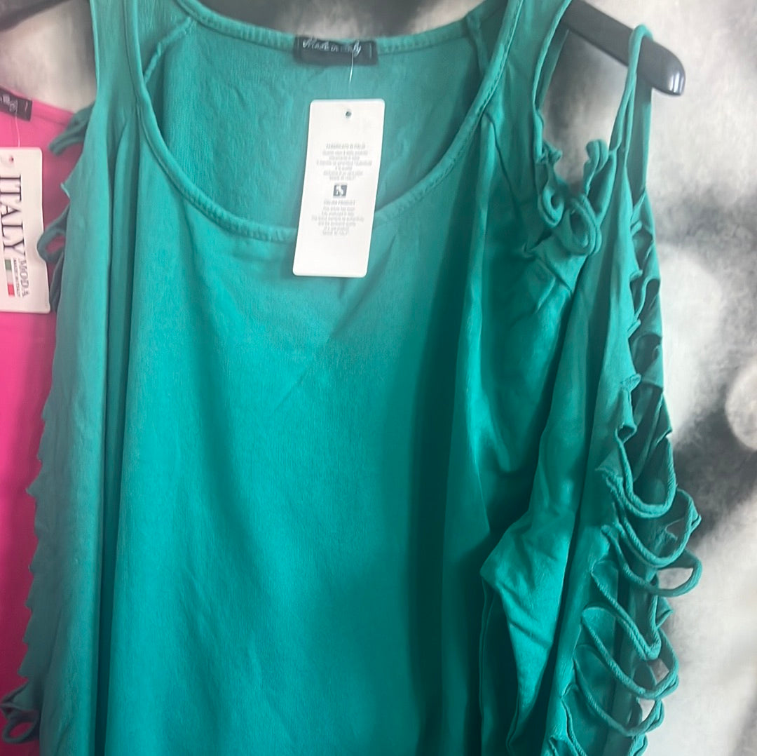 Shirt, mit Cut Out‘s Ärmel / BIG