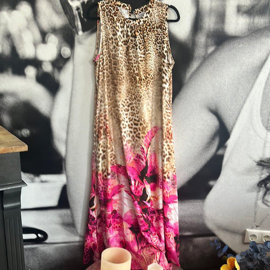 Kleid, Leo Flowers, Emily van den Bergh