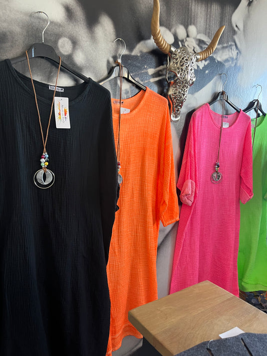 Kleid , Muselin, mit Kette