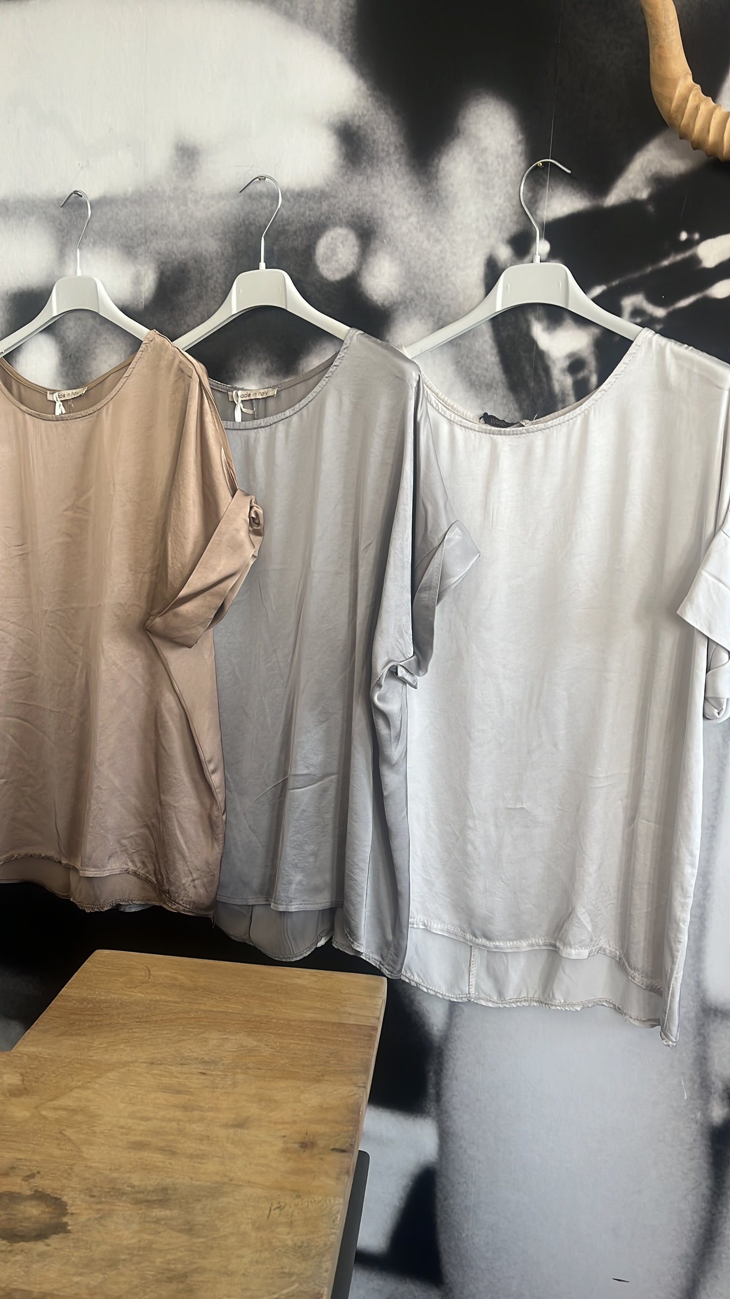 Shirt , glänzend