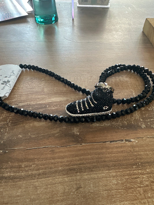 Kette Perlen / Sneaker