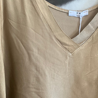 Shirt mit V Ausschnitt