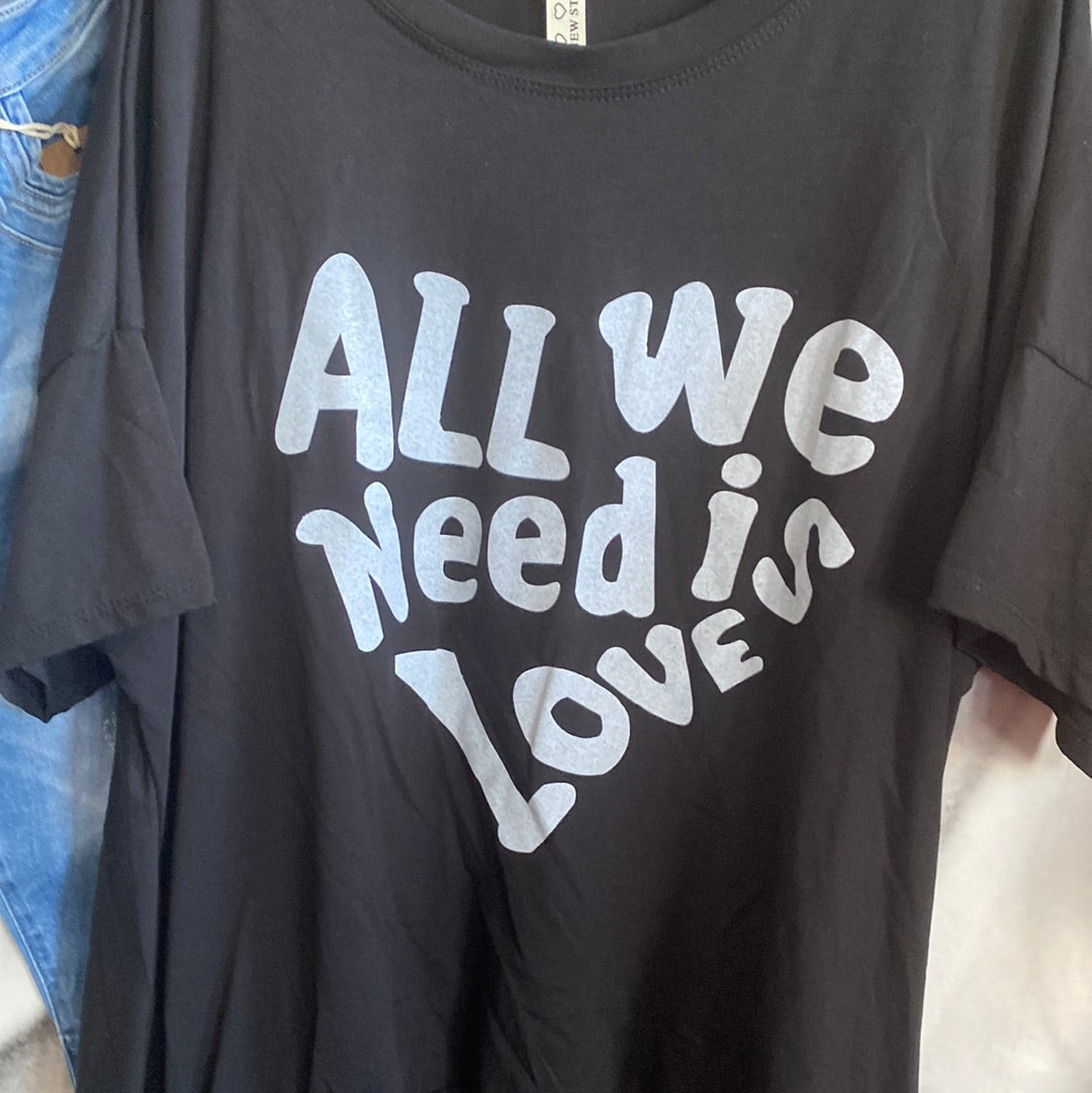 Shirt , All er Need is Love , BIG