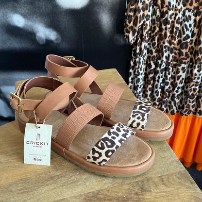 Schuhe / Sandalen , Crickit