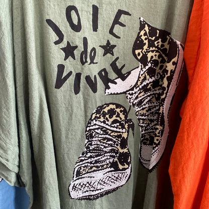 Shirt, Sneaker “BiG