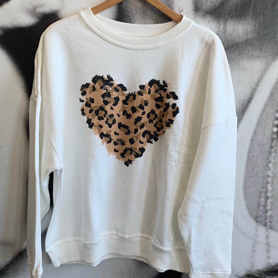 Shirt /Sweatshirt „Herz Leo „