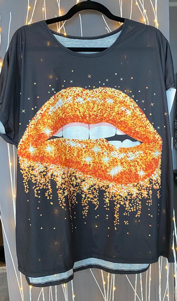 T -Shirt, Kuss , Mund