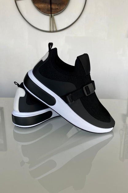 Schuhe / Sneaker  " schwarz"