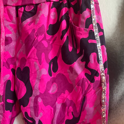 Hose mit Paliettenstreifen und Glitzer
