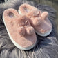 Hausschuhe / Schluffis/Schuhe