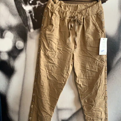 Hose mit Bändchen , Borde