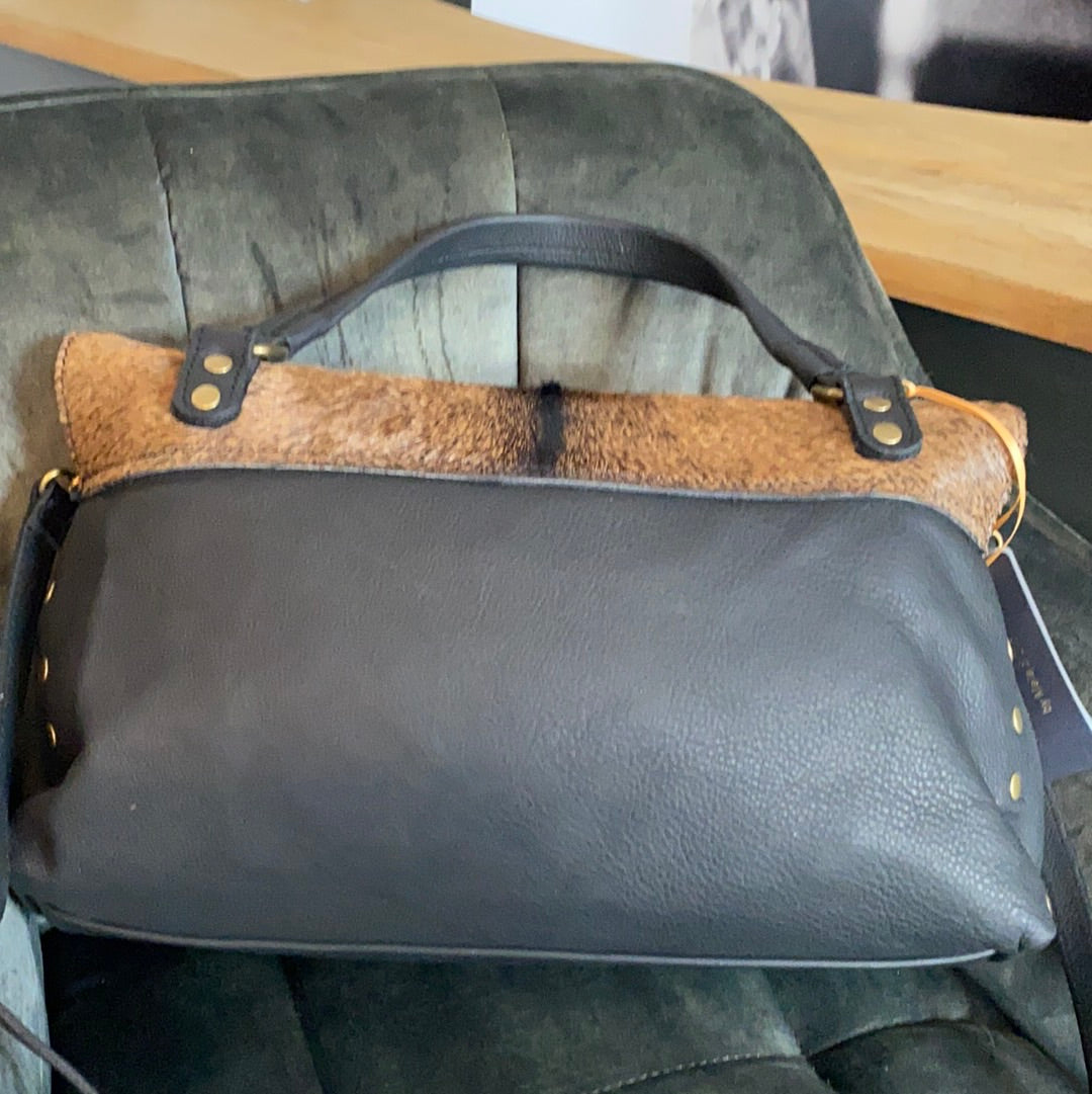 Tasche mit Fell.