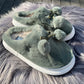 Hausschuhe / Schluffis/Schuhe