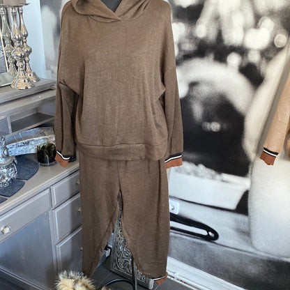 Jogginganzug, Freizeitanzug Look