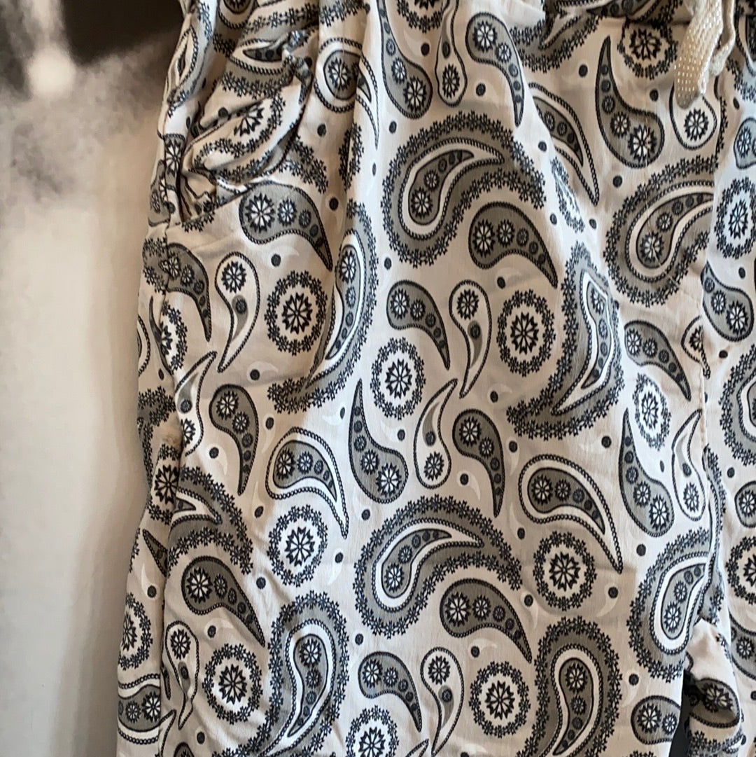 Hose mit Paisleymuster