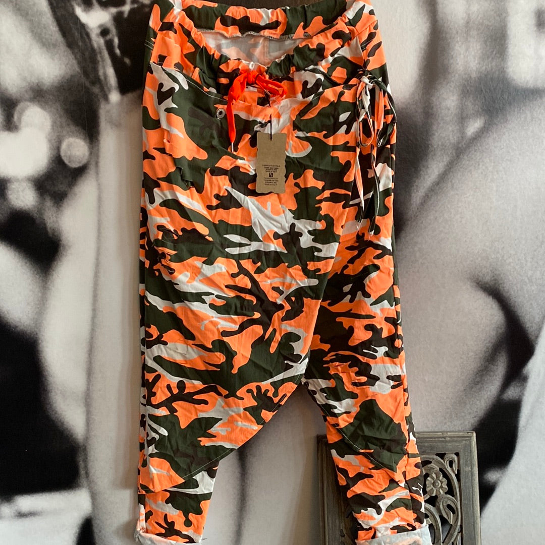 Hose Orange Carmouflage