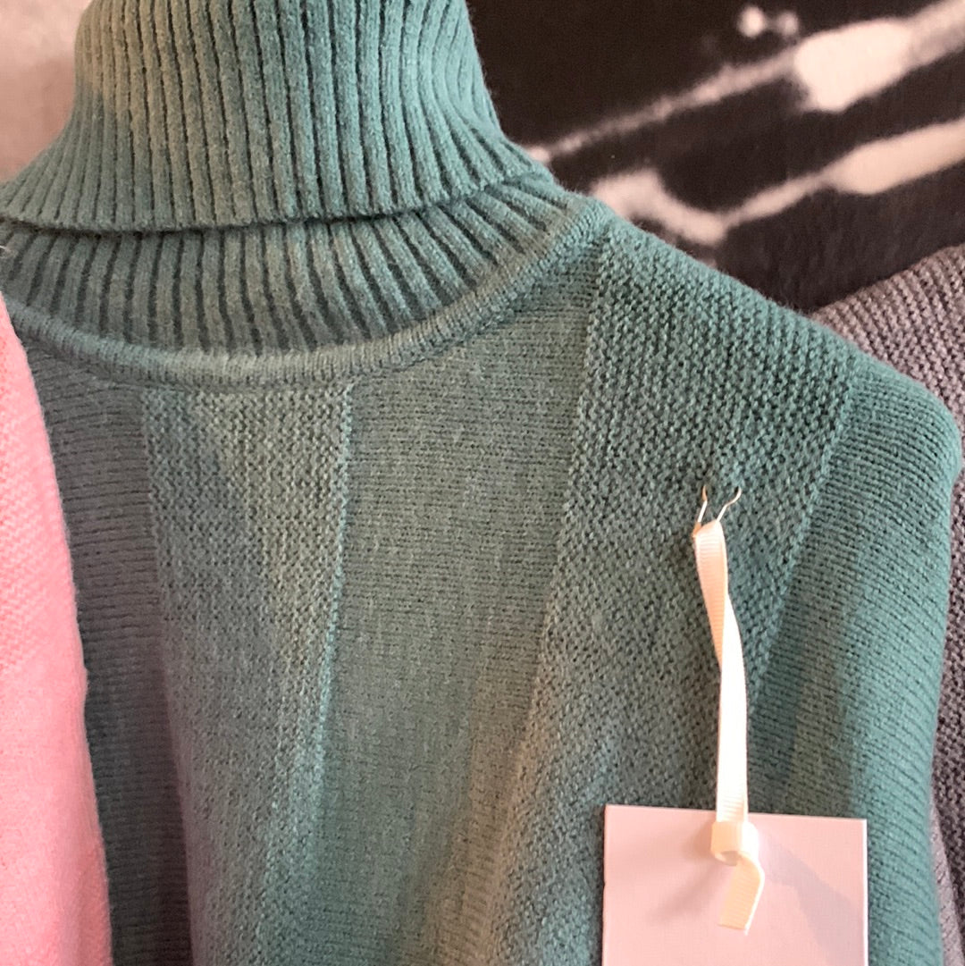 Strickpulli in Kastenform