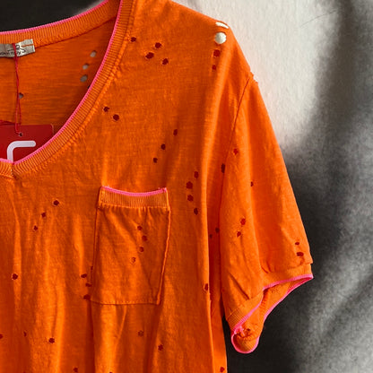 T -Shirt, mit Löchern