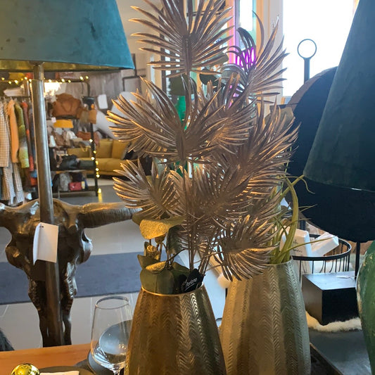 Kunstblumen, Palmblätter